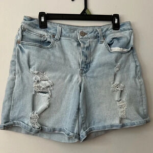 Maurices Denim Distressed Shorts Light Wash Size 8